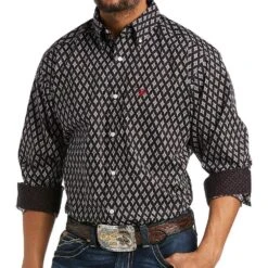 Ariat Men's Wrinkle Free Atlas Black Printed Long Sleeve