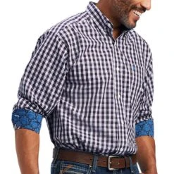 Ariat Men's Wrinkle Free Donny Fitted Shirt