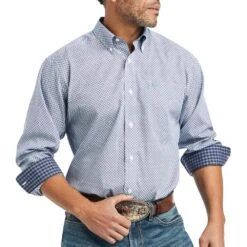 Ariat Men's Wrinkle Free Isaac Fitted Shirt